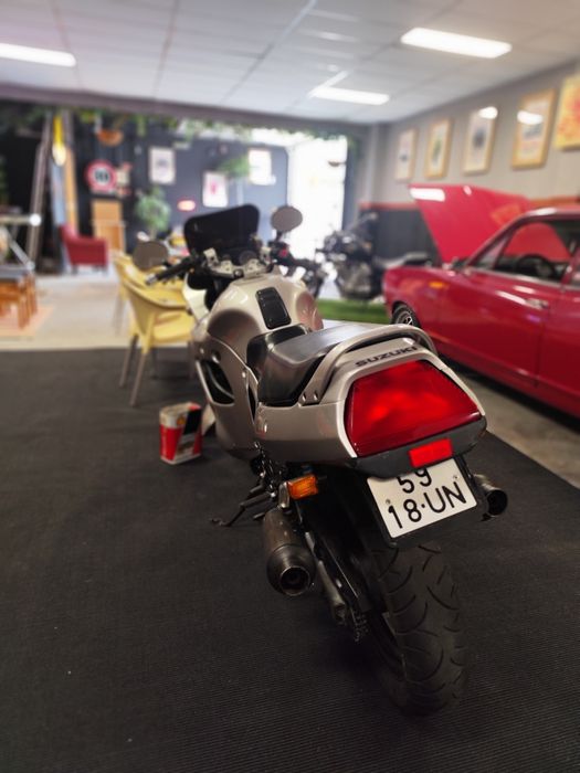 Suzuki GSXF 750 93
