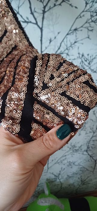 Sukienka ZARA cekiny- rozm.L NOWA