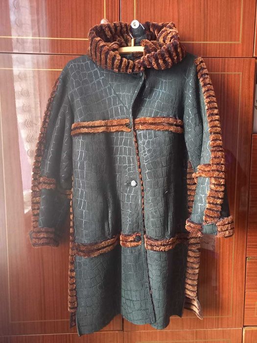 Женская верхняя одежда.