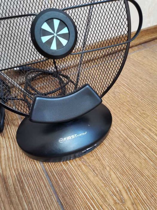 Антенна Т2 с усилителем First FA-3100