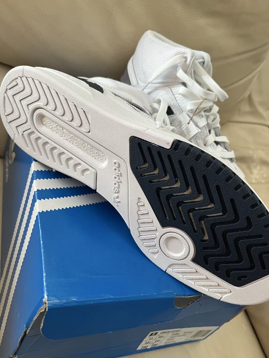 Tenis adidas NOVOS