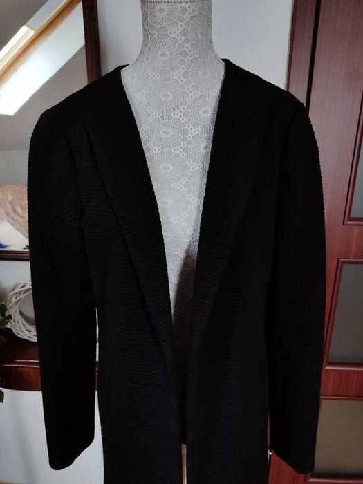 Płaszcz płaszczyk czarny wiosenny Basic Only M 38 prosty
