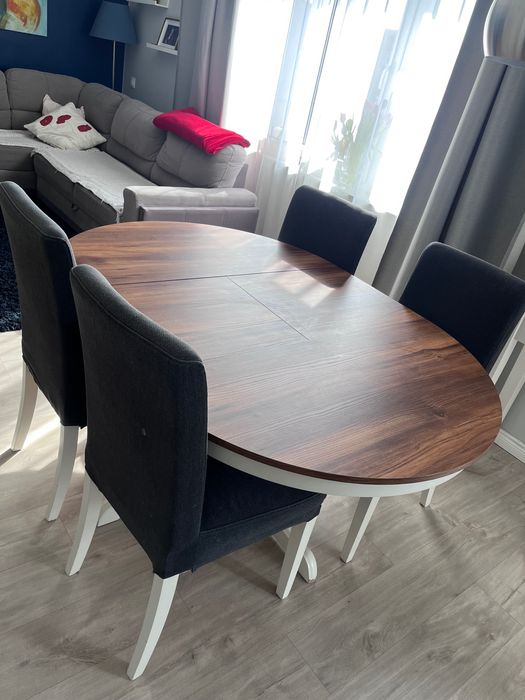 Stół rozkładany i 4 krzsła Ikea