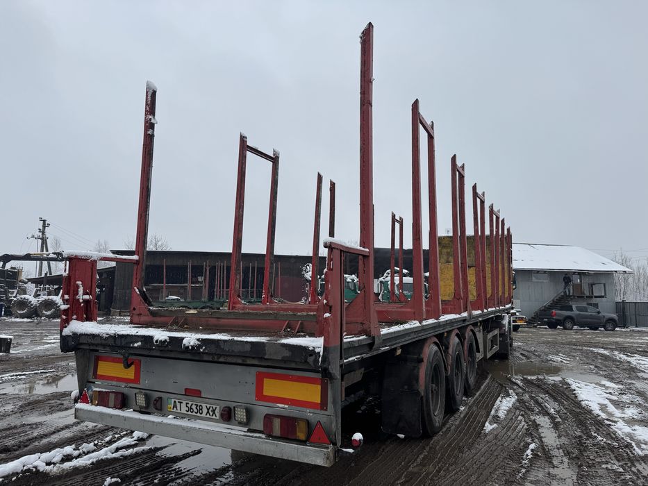 Напівпричіп-лісовоз 3-вісний в наявності, нова ризина