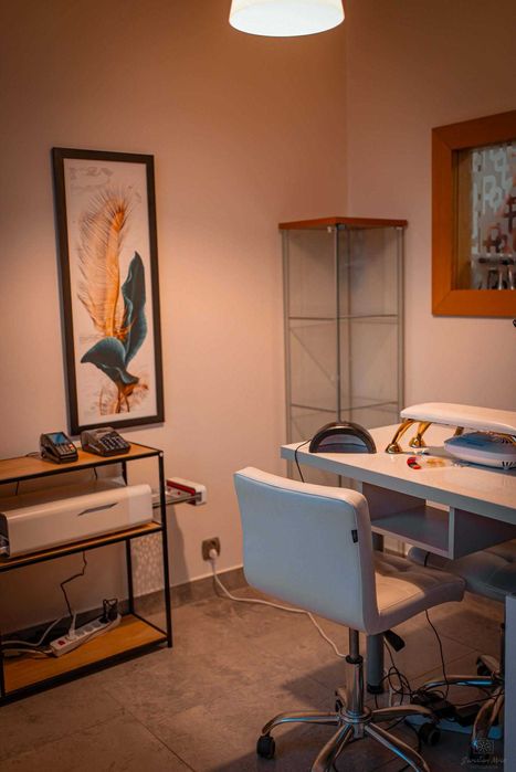 Wynajmę gabinet / stanowisko kosmetyczne – paznokcie, rzęsy, makijaż