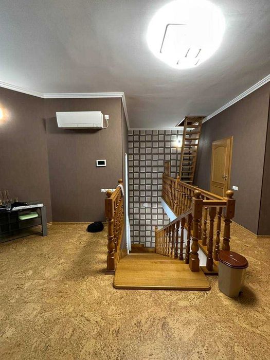 Продаж Сучасного будинку в центрі Кривого Рогу