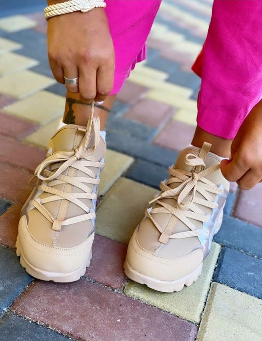 Кросівки утепленні. Знижка