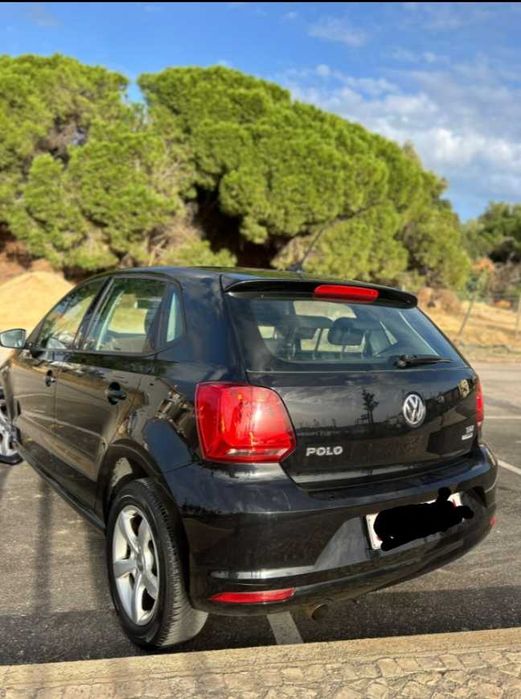 Carro impecável sempre bem estimado