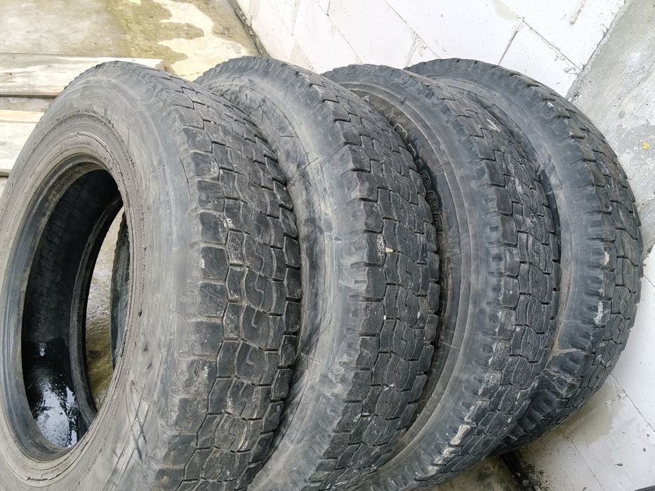 Opony 10 R22.5 ciężarowe Bridgestone napęd prowadzace
