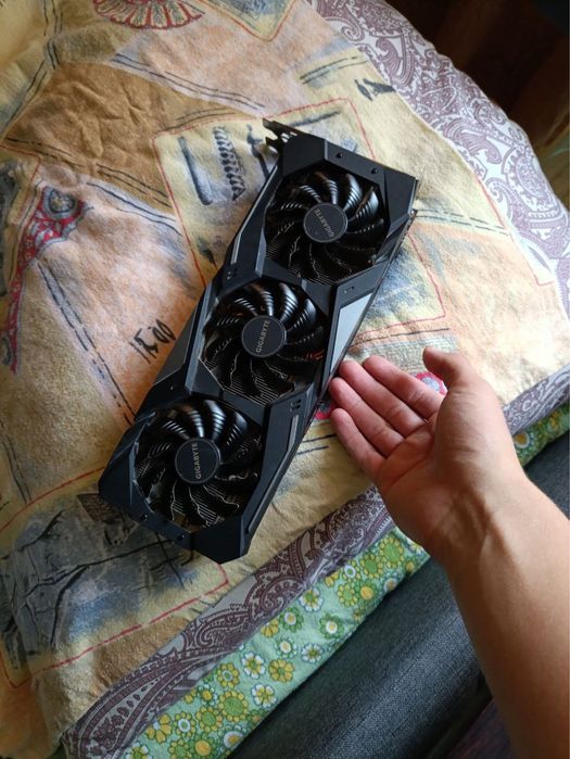 Rx 5700 xt 8gb видеокарта (аналог по мощности RTX 3060)