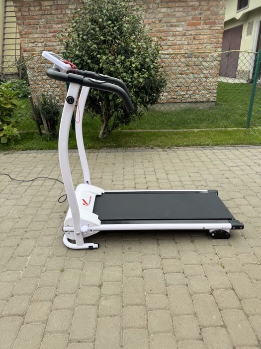 Бігова доріжка 10 км фітнес спорт (00101)