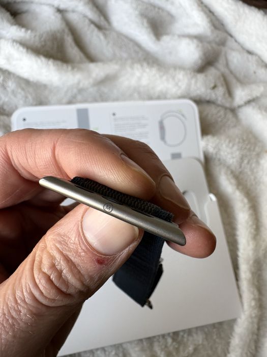 Bracelete Apple - Blue Alpine Loop - 49 mm - M - Titânio natural