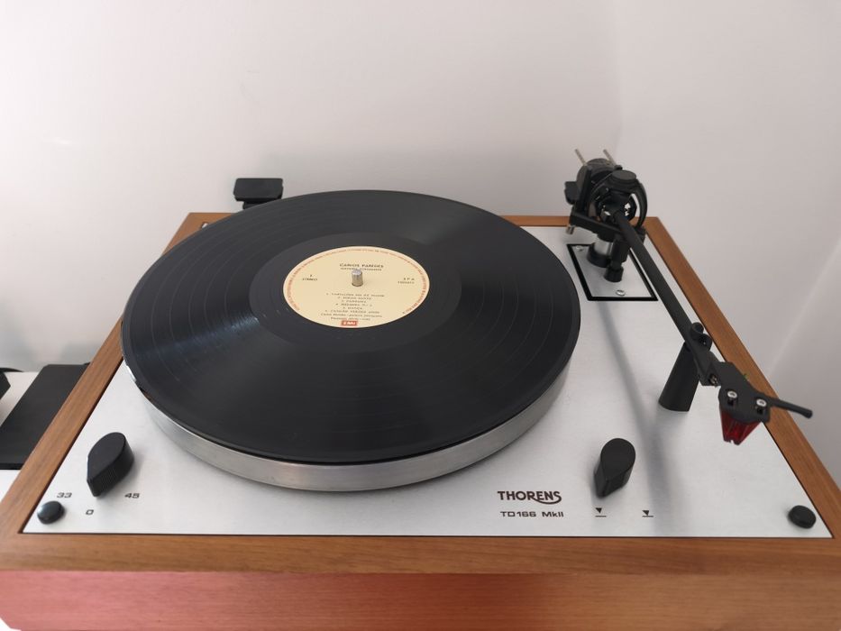 Gira-discos Thorens TD 166 MKII
