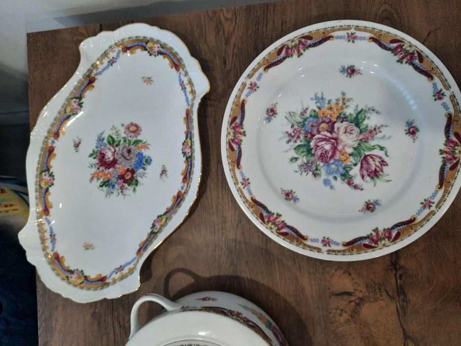 Limoges Dinner Set436854635271311367