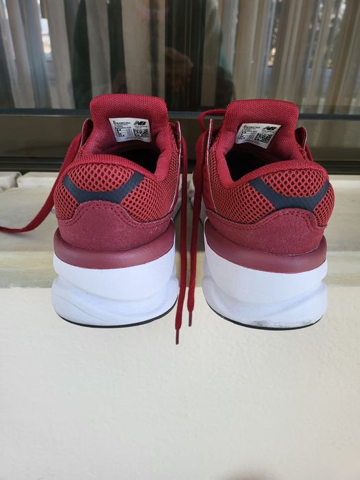 Ténis New Balance bordeaux unisexo