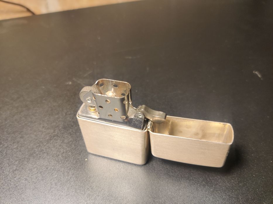 ZIPPO срібна запальничка