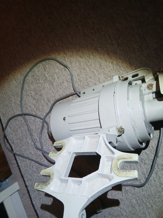 Електро двигун    .