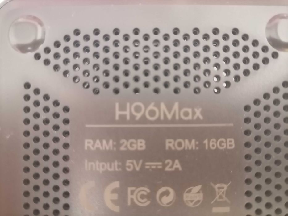 Смарт приставка H96MAX нова