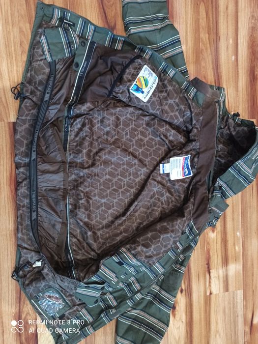 TRESPASS Kurtka snowboardowa zimowa męska rozm.M/L Membrana 5.000. HIT