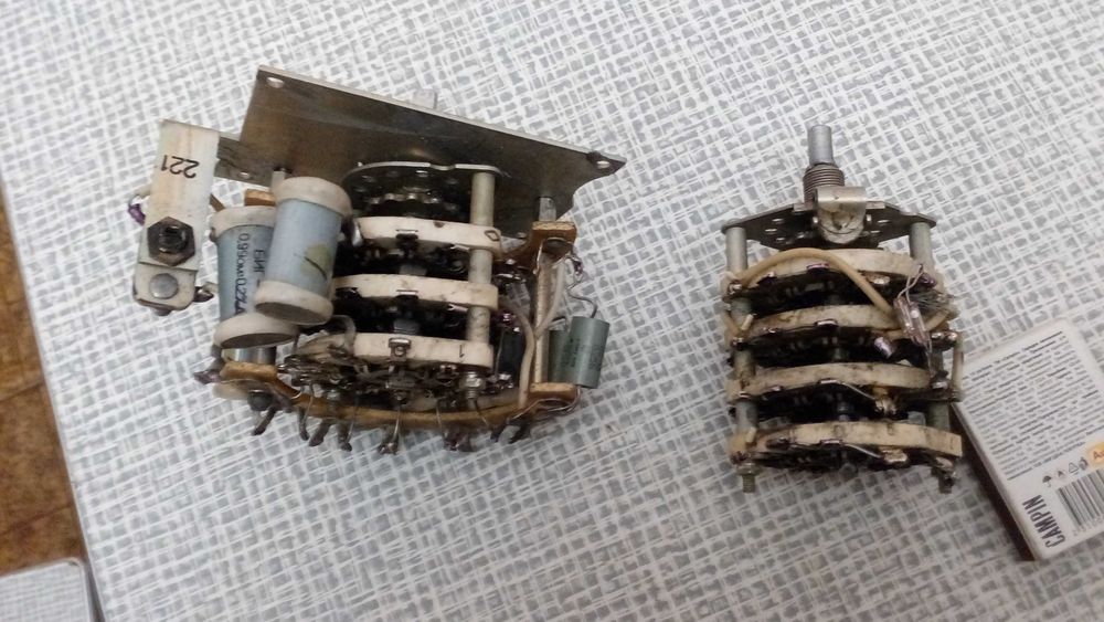 Галетный переключатель на керамике.