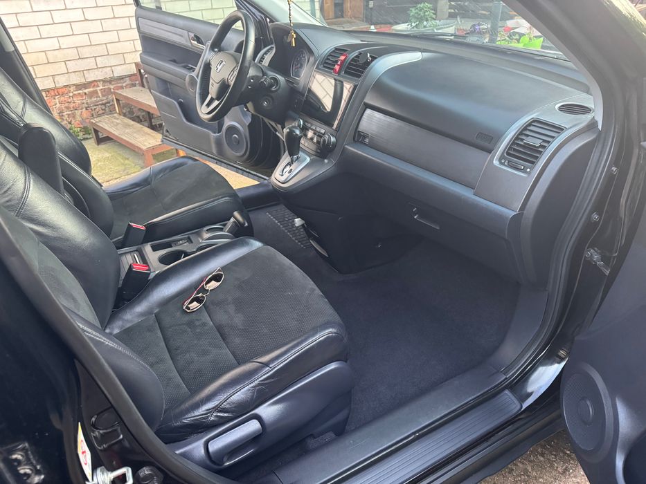 Продам Honda CR-V