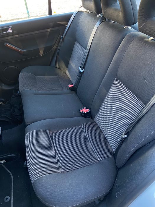 VW Bora 1.6 gasolina