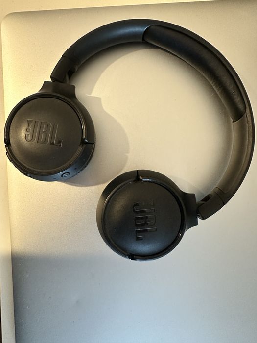 Sprzedam swietny stan sluchawki jbl nauszne