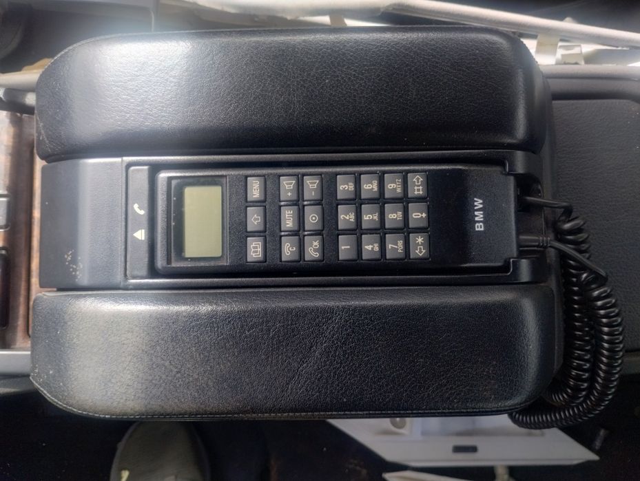 BMW 7 e38 podłokietnik telefon