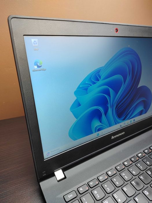 SMUKŁY LAPTOP | Lenovo E31-80 | i3-6006U | 8GB RAM | 128SSD | Win11