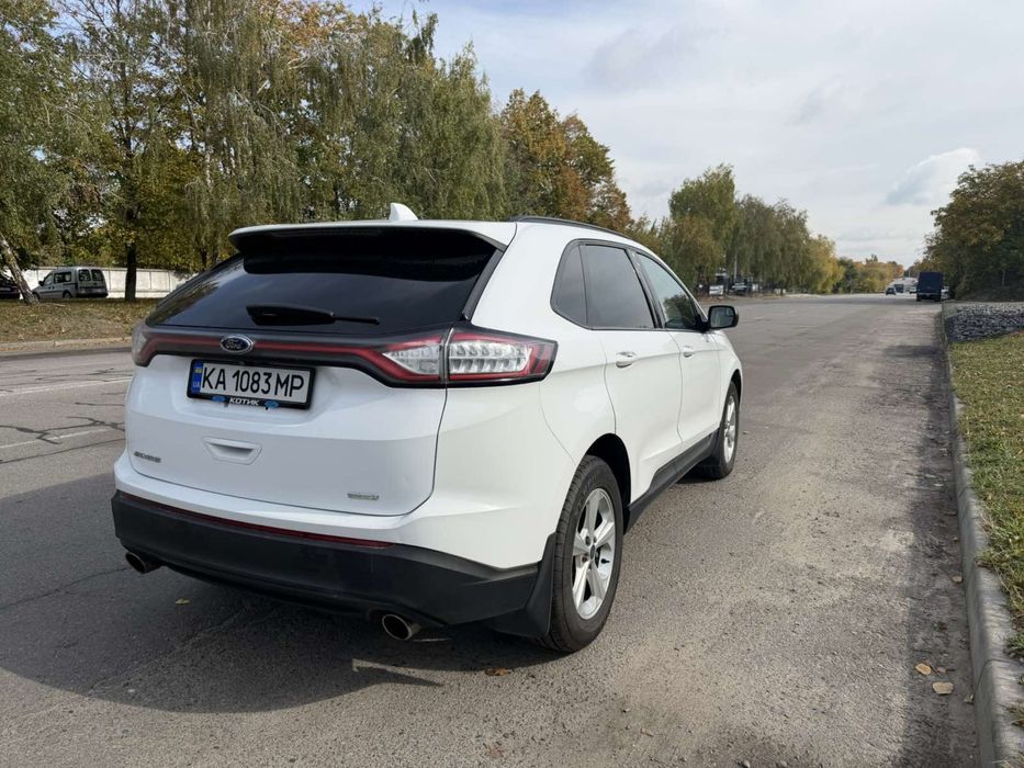 автомобіль Ford Edge