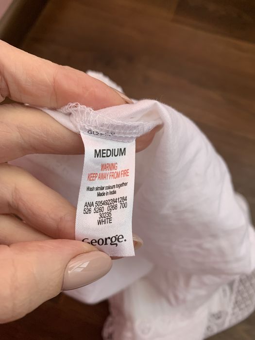 Гарні ажурні шорти george розмір L