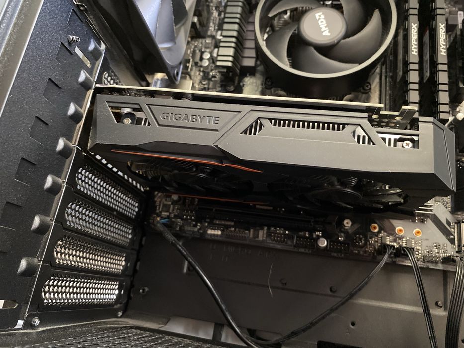 Komputer, GTX 1050Ti, AMD Ryzen 1050Ti