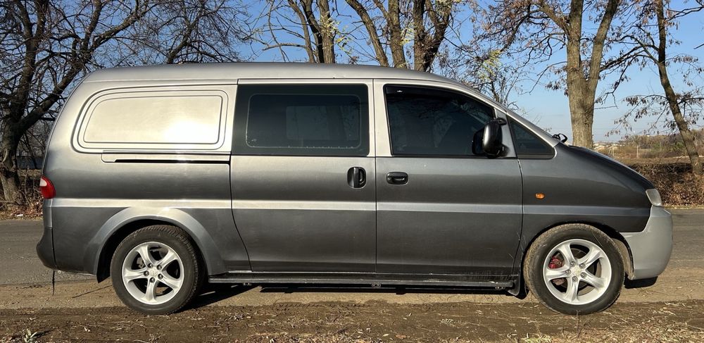 Продам хундай H 1 дизель 2,5