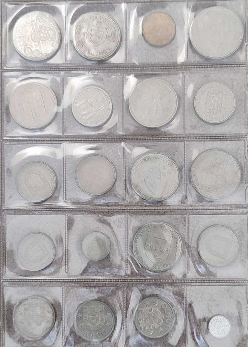 Bolsa com 20 moedas da minha coleção