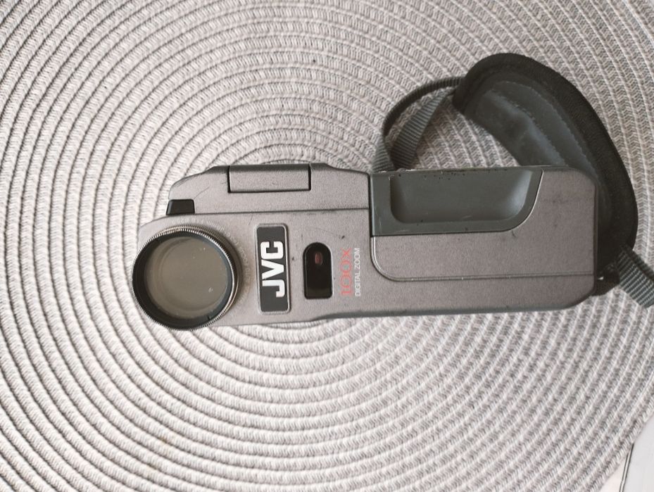 Відеокамера JVC gr-DVM 5