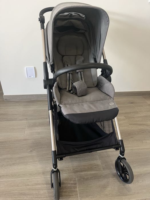 Carrinho da cybex impecável com adaptadores
