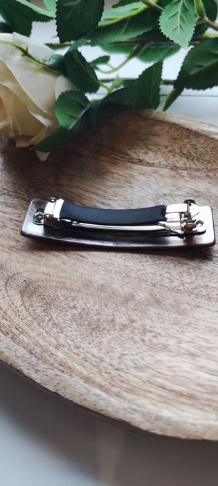 Klamra - spinka do włosów