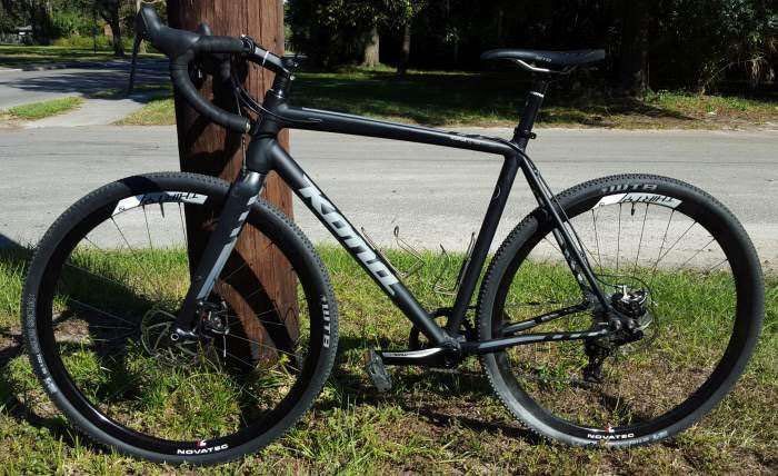 BICICLETA KONA PRIVATE JAKE ( Bikepacking ) Tamanho M/L (54cm)