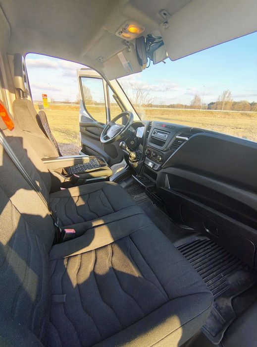 Iveco Daily bliźniak 2015