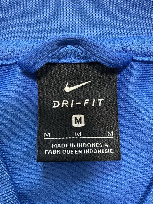Олімпійка Nike.