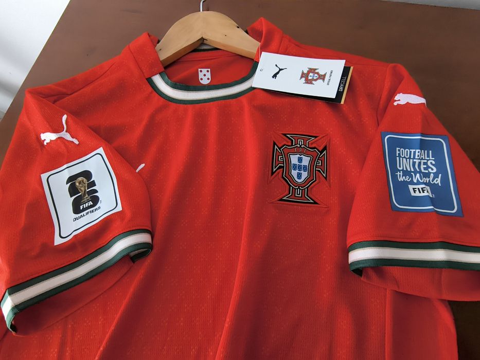 Camisola Portugal principal