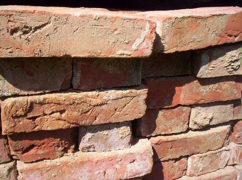 Cegła rozbiórkowa dobry stan wytrzymała