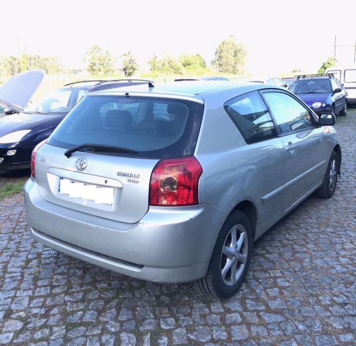Toyota Corolla E12 1.4 D-4D 3P 2005 - Para Peças