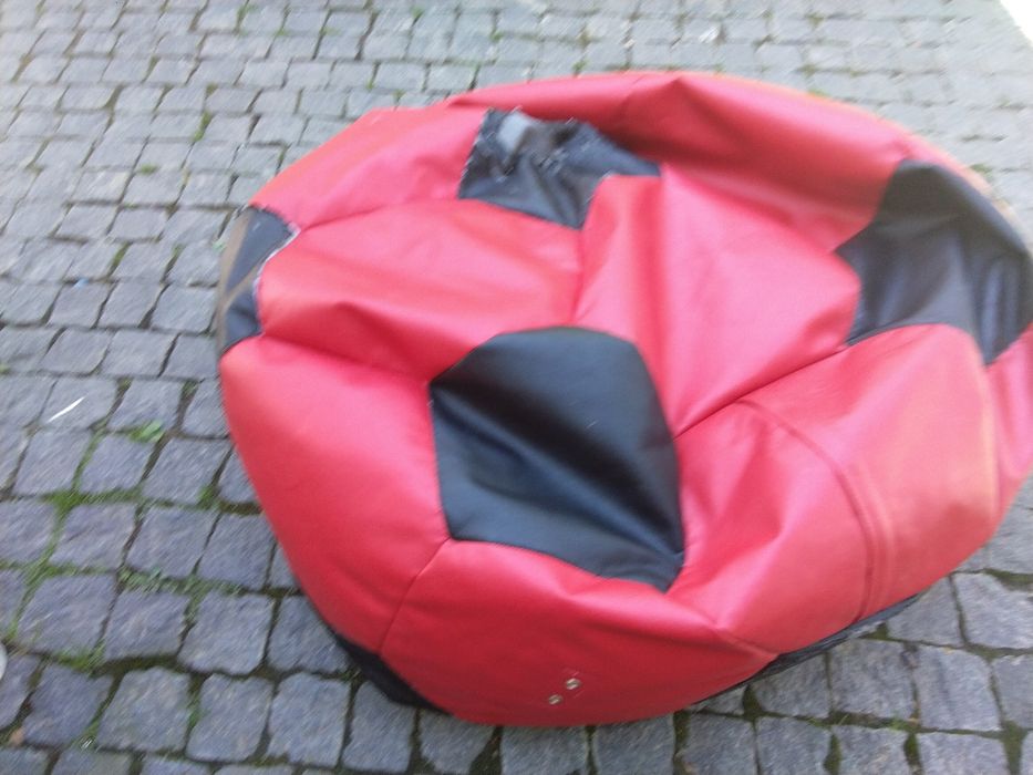 Пуф,на перетяжку,був в користуванні,