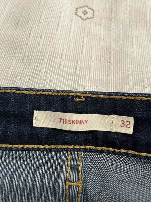 Джинси жіночі Levis 711  32x30