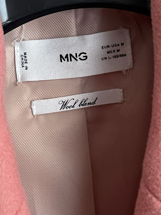 Пальто Mango ( у складі шерсь ).