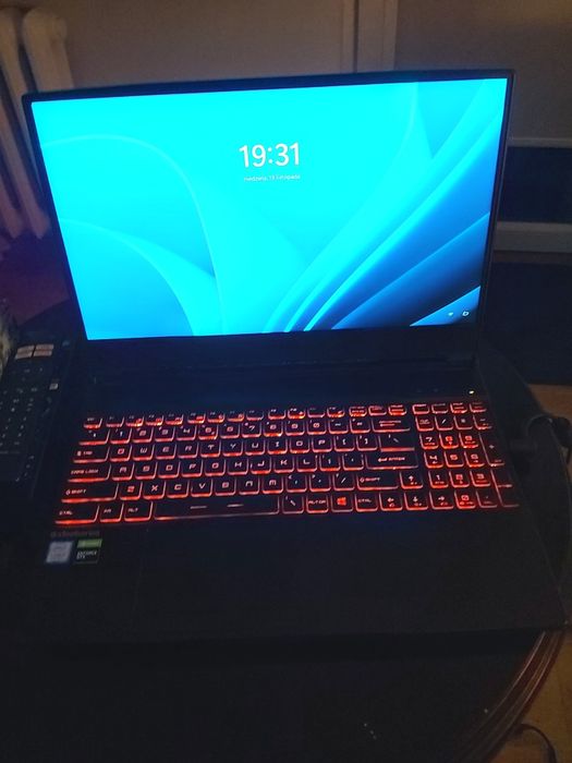 Laptop MSI MS-16U4 15,6 " Intel Core i7 8 GB