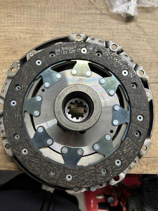 Продам комплект сцепления BMW 316TI E46 N42B18 МКПП