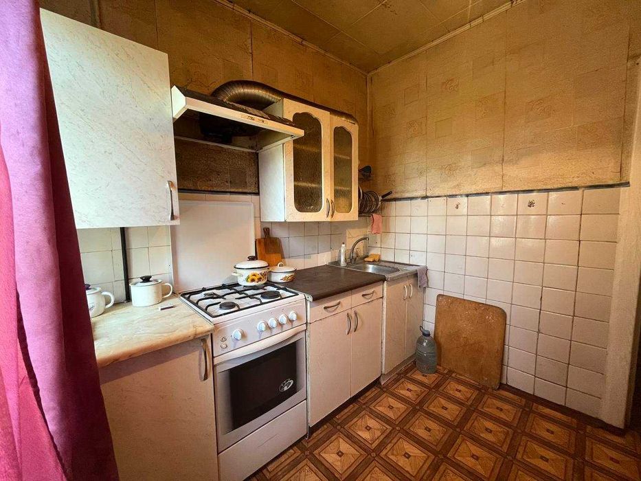 Продаж 2к квартири Югок