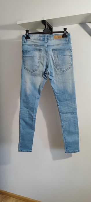 Spodnie jeansowe damskie S 36 niebieskie news yorker fsbn 28/30